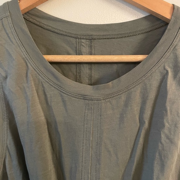 Lululemon Shirt - Picture 2 of 2
